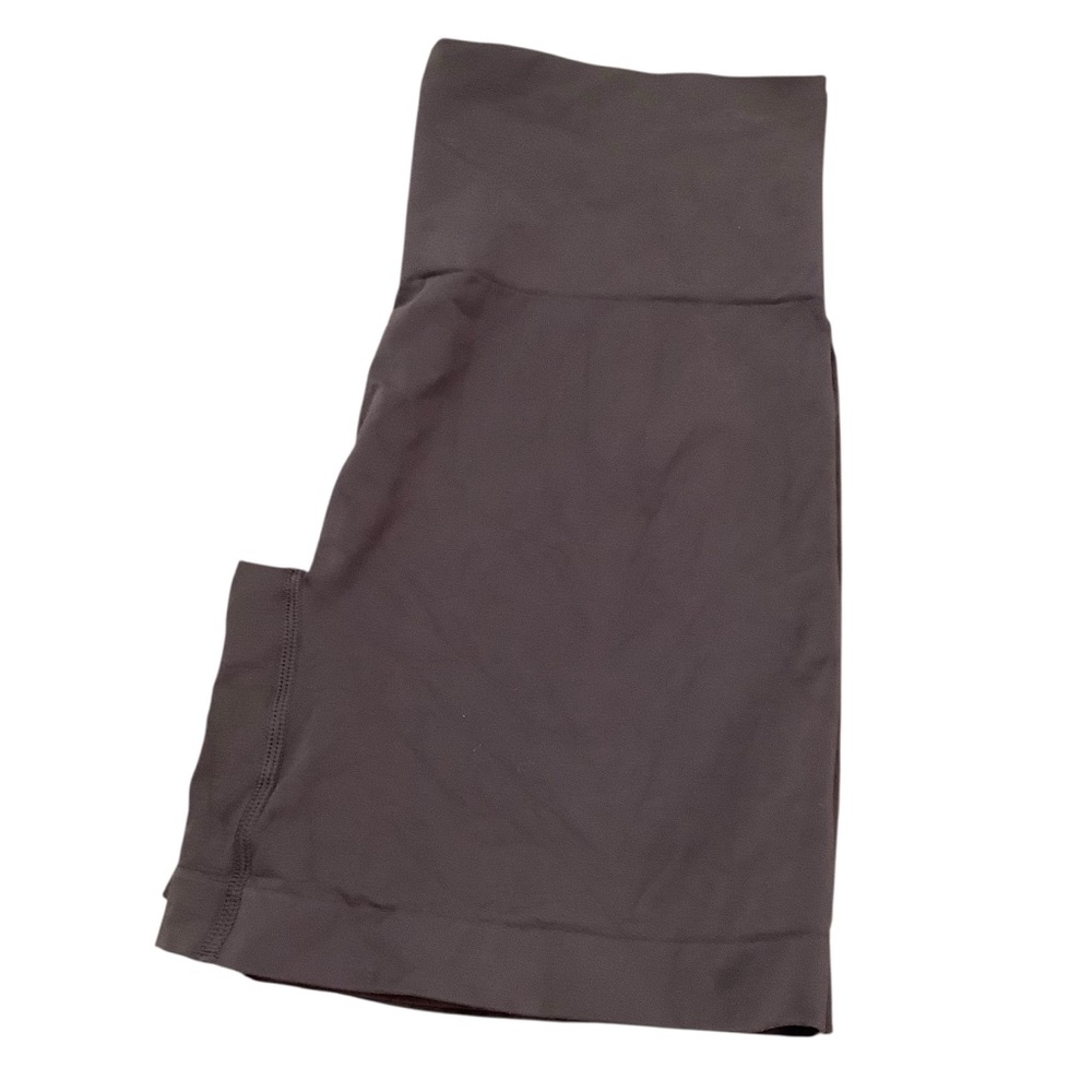 SKIMS Soft Smoothing Seamless Shorts Shapewear Fitted - Picture 4 of 5